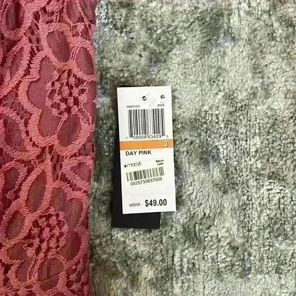 NWT Macy’s Pink Floral Dress - Picture 4 of 6